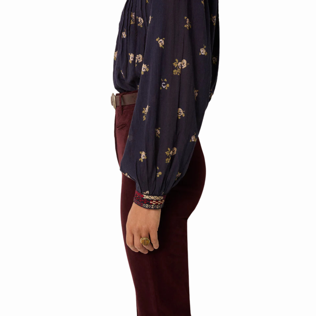 MAISON HOTEL MILLA BLOUSE