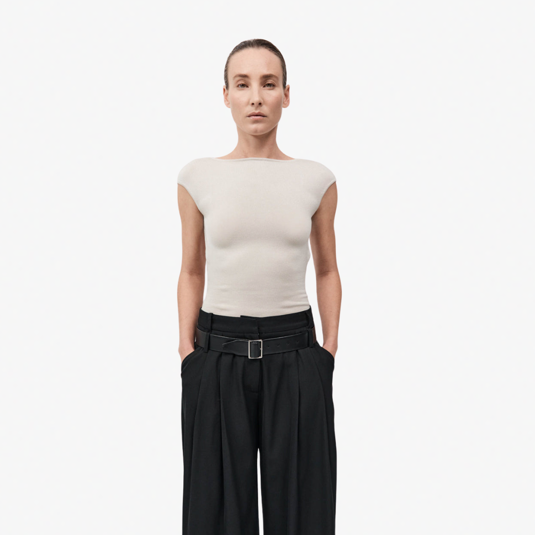 ST AGNI 213 SCULPTED VALLET TOP
