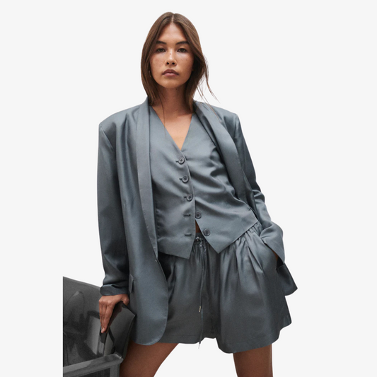 SILK LAUNDRY TWILL SLOUCH SHORT