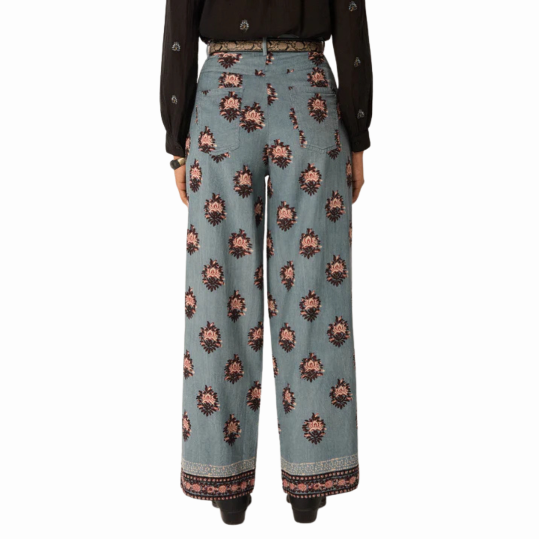 MAISON HOTEL JIMMY PANTS