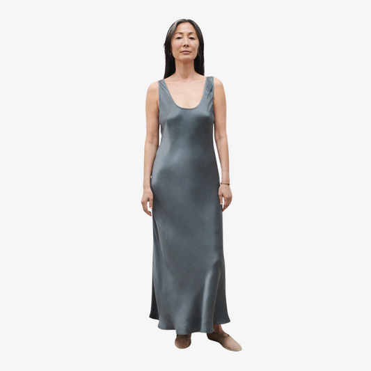 SILK LAUNDRY SCOOP NECK DRESS