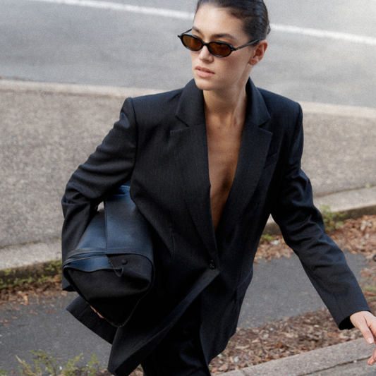 ST AGNI SPLIT BLACK BLAZER