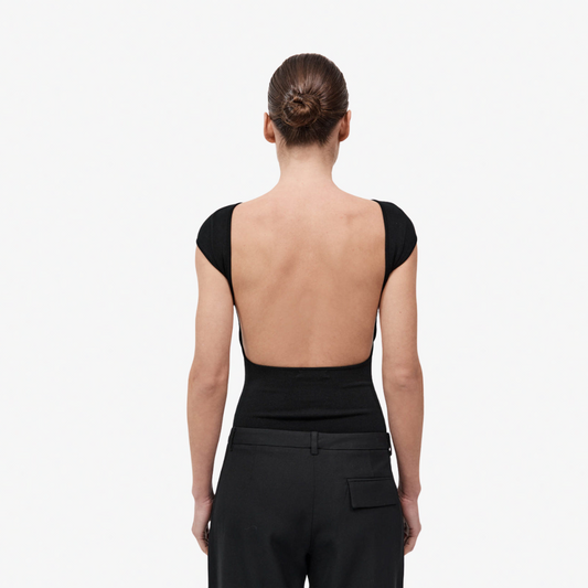ST AGNI 213 SCULPTED VALLET TOP